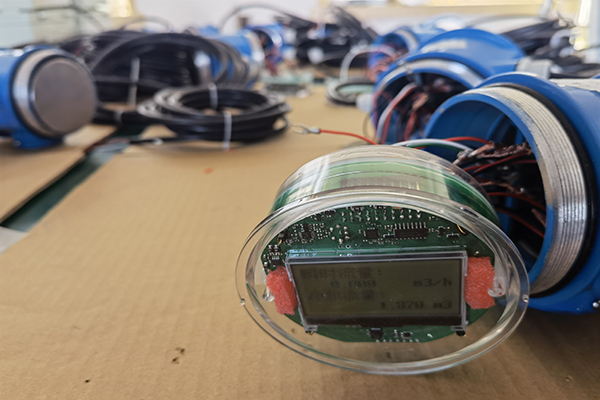 8、大連海峰管道式超聲波流量計